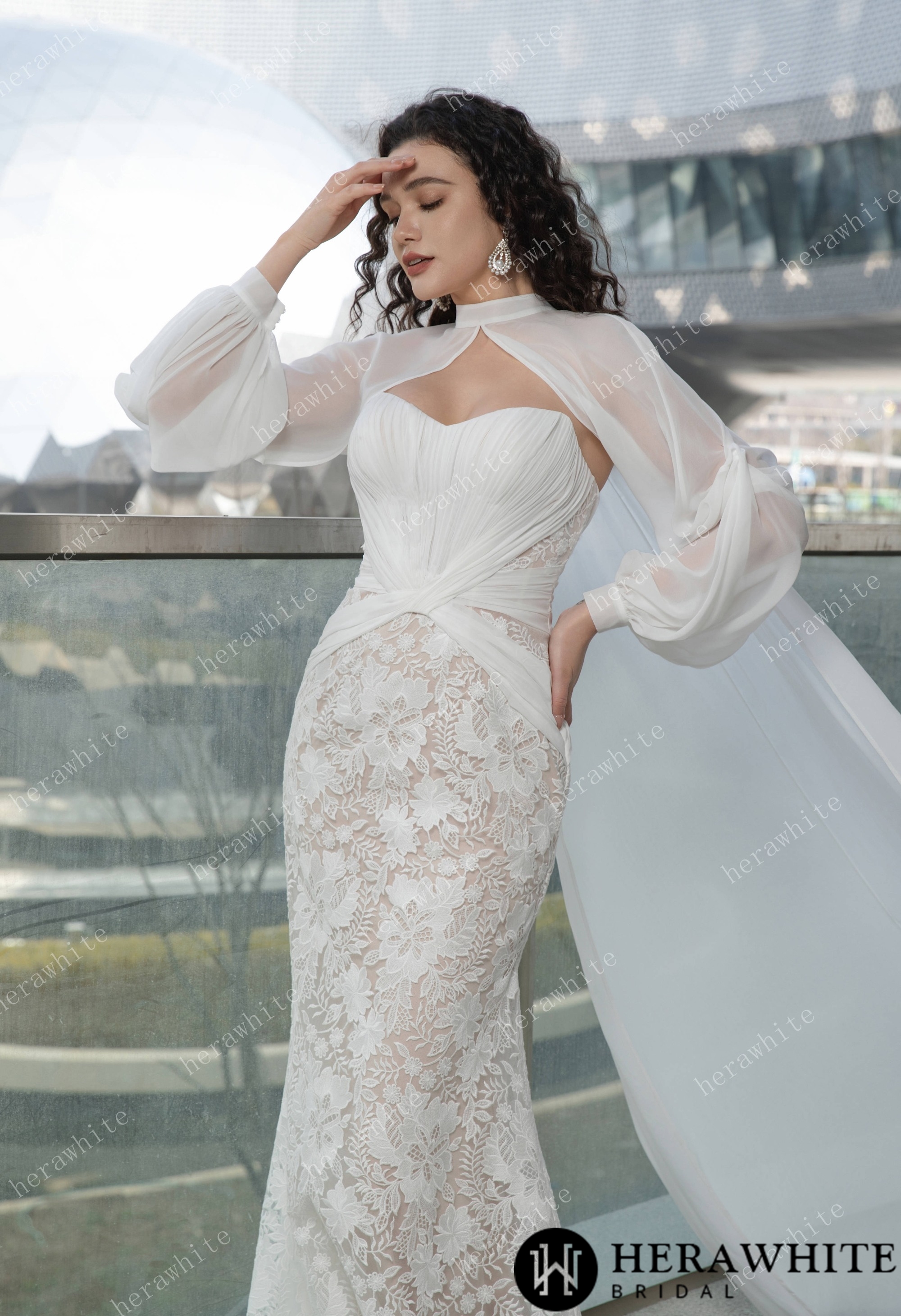 Sample Sale/ Elegant Strapless Pleated Wedding Dress with Lace Mermaid Skirt and Flowing Sheer Cape