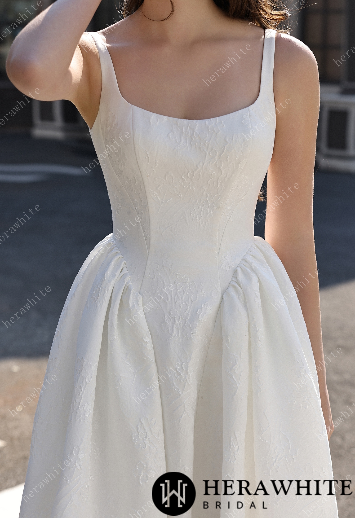 In Stock/ Dignified Square Neckline Subtle Textured Basque Jacquard Satin Ballgown