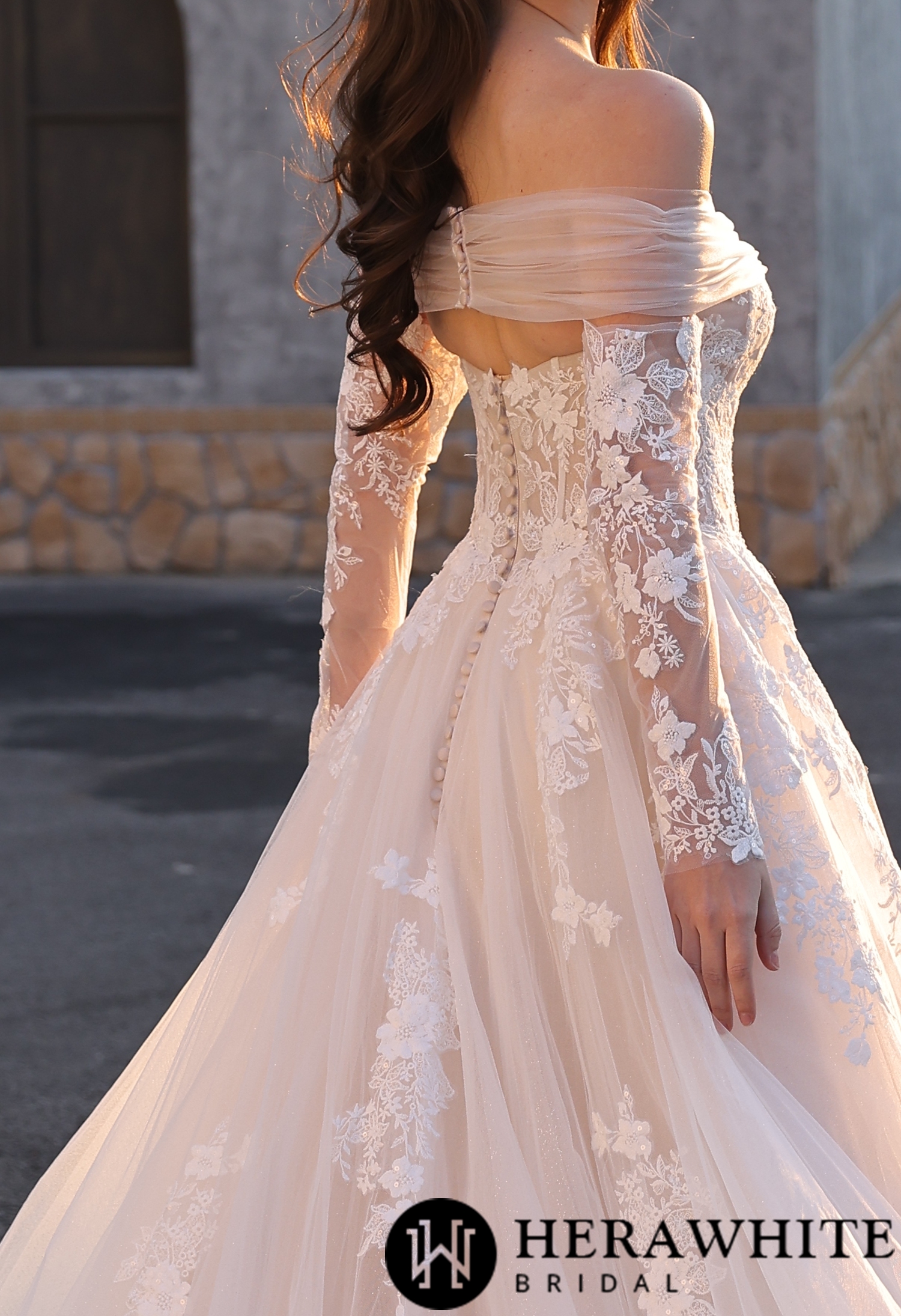 Detachable Floral Lace Illusion Long Sleeves