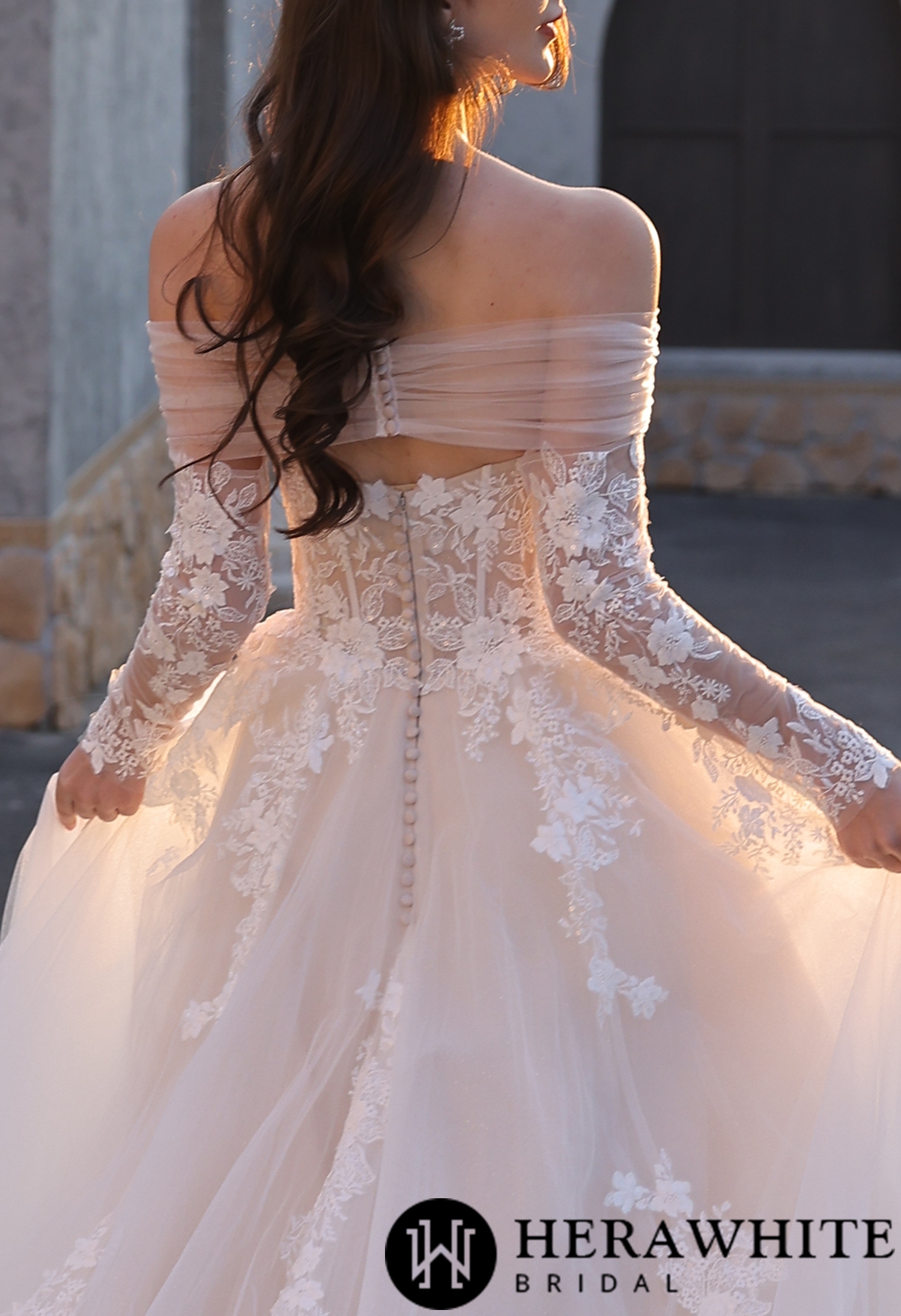 Detachable Floral Lace Illusion Long Sleeves
