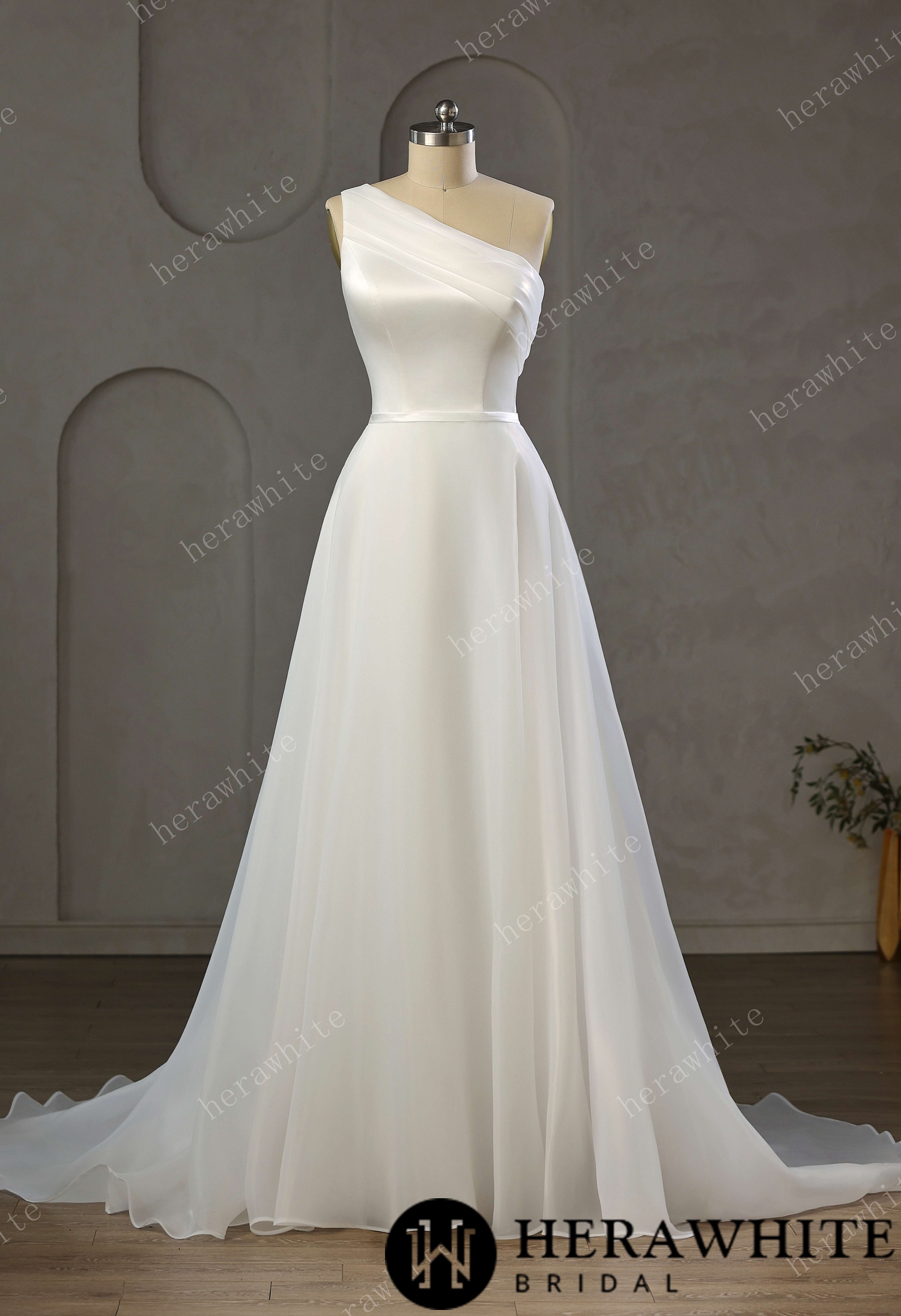 One-Shoulder Wrapped Satin Bodice Tulle A-line Wedding Gown With Shoulder Bow