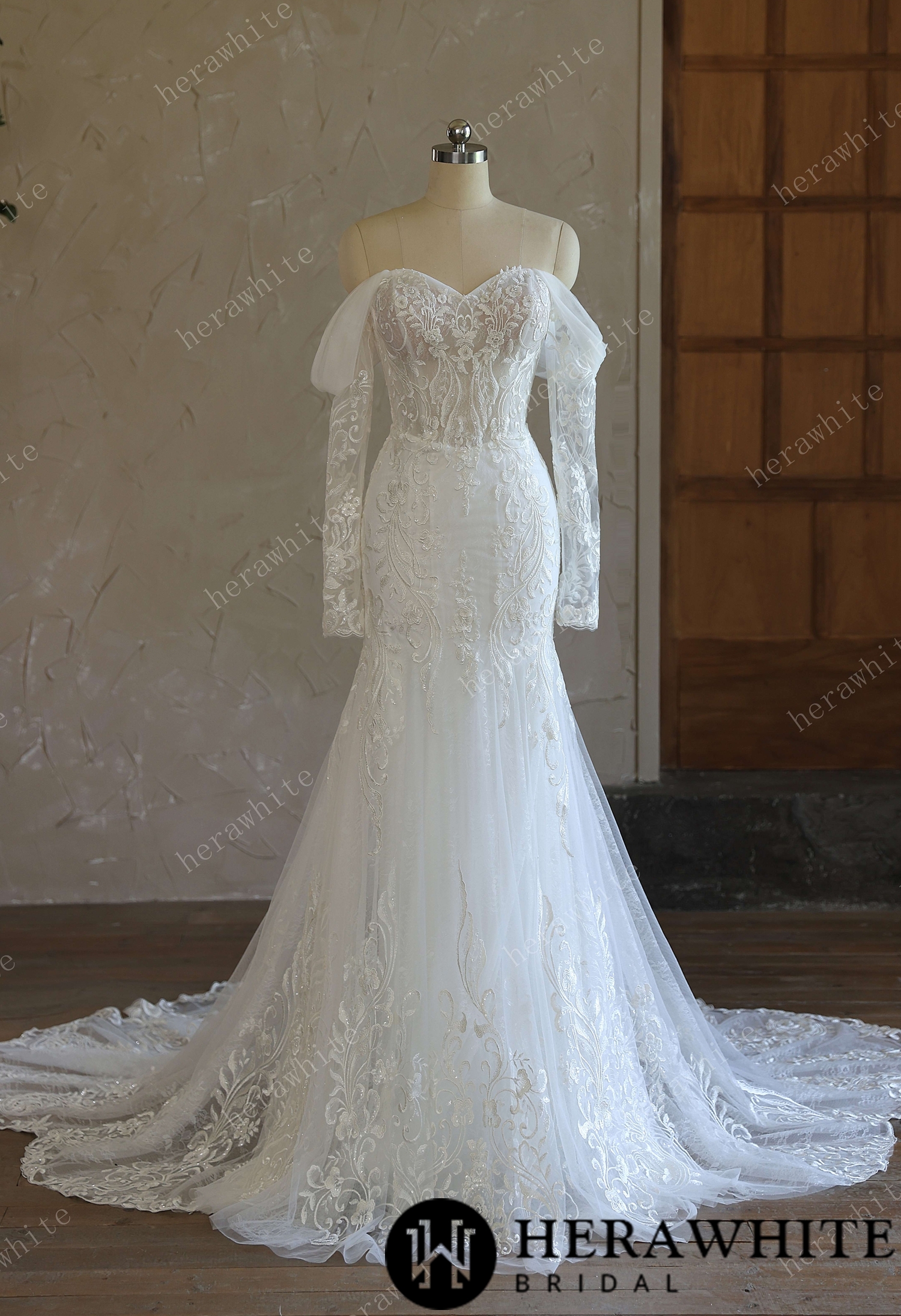 Sweetheart Lace Fit-and-Flare Wedding Gown With Detachable Off-Shoulder Sleeves & Scalloped Train