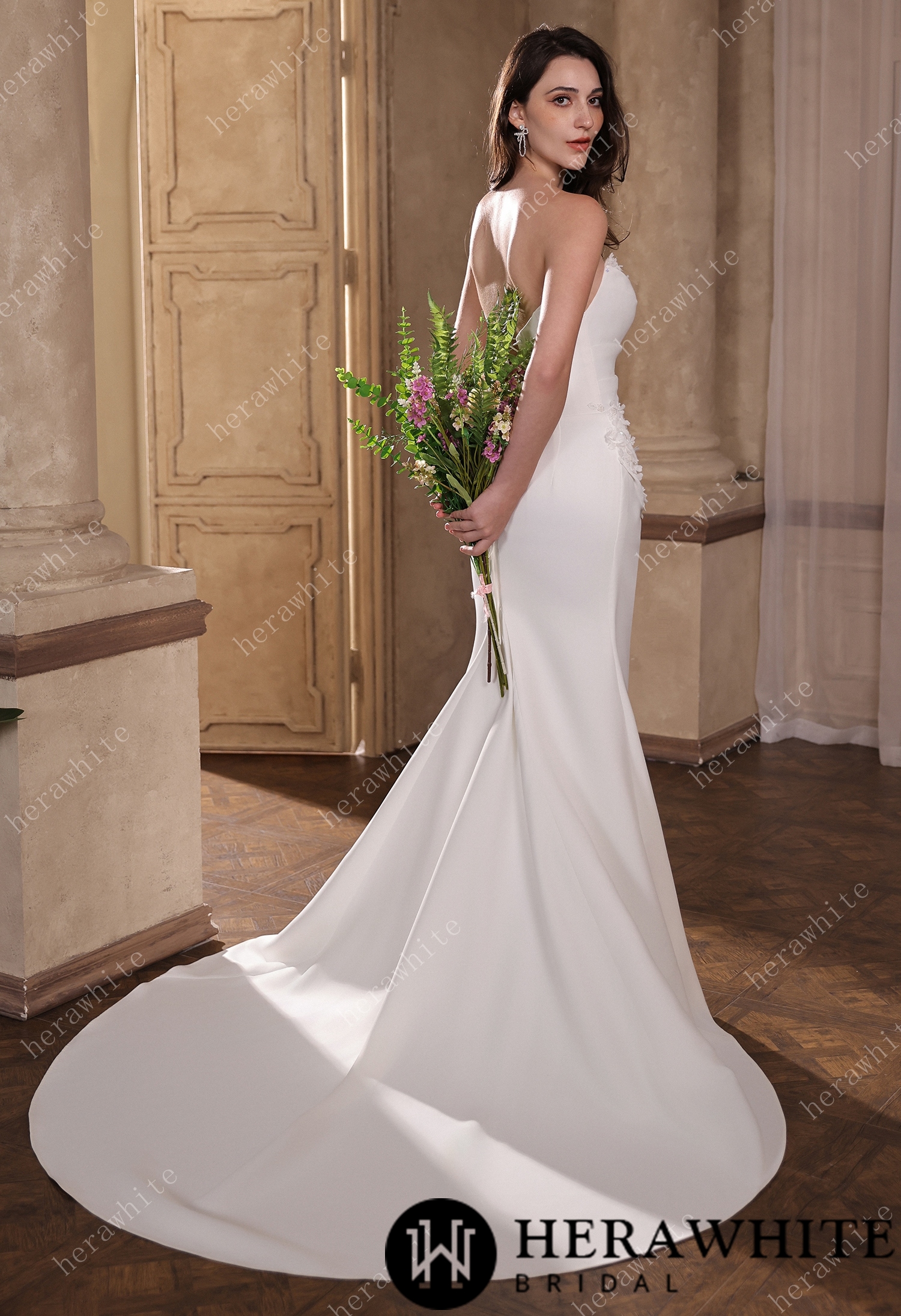 In Stock/ Eelegant Satin Pleated Bodice Fit-And-Flare Wedding Dress With 3-D Lace Motifs