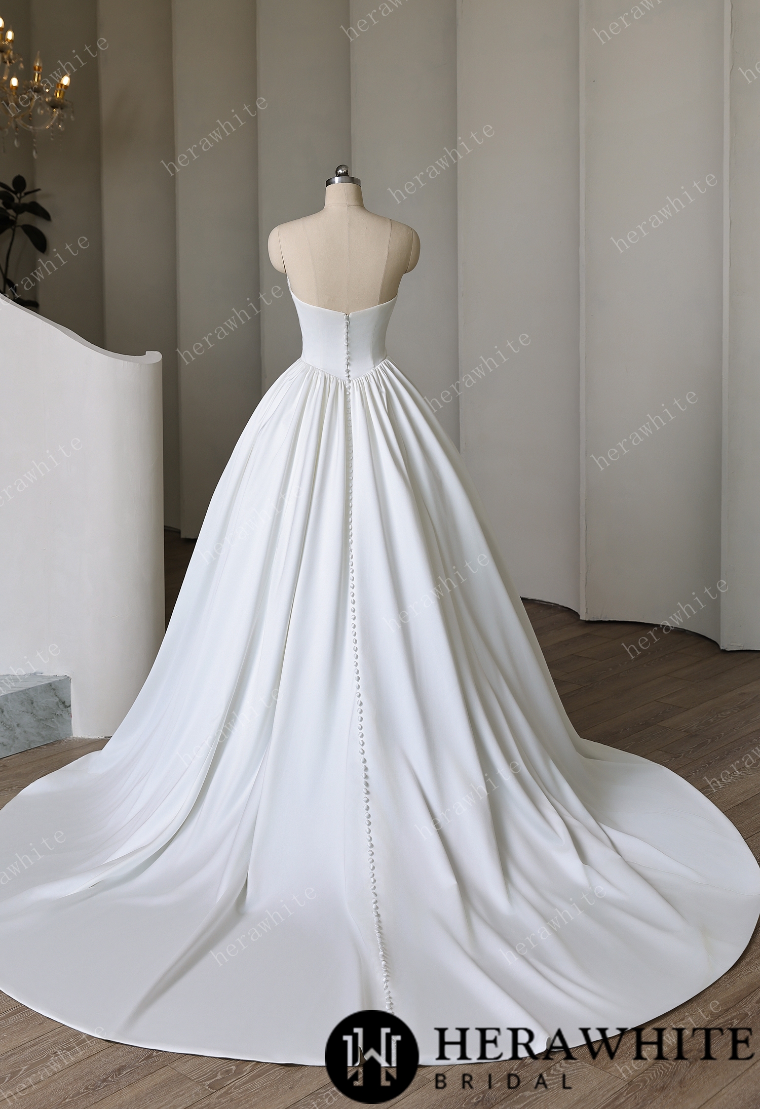 In Stock/ Strapless Sweetheart Satin Ball Gown with Pleated Bodice