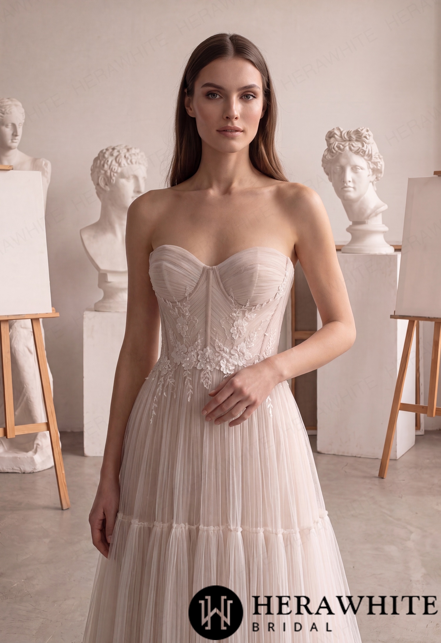 Tiered A-Line Tulle Wedding Dress with Floral Lace HW4097