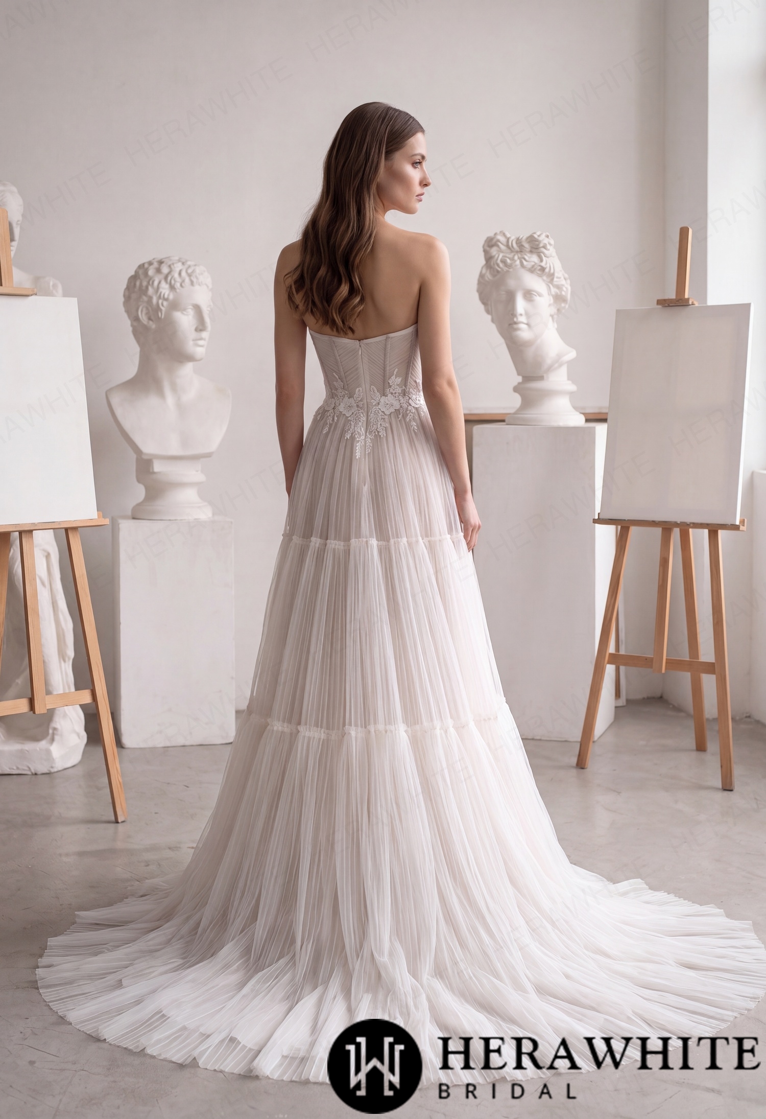Tiered A-Line Tulle Wedding Dress with Floral Lace HW4097