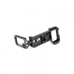 FOTOWORX L-Shaped Bracket QR Plate for Sony A7R4/A7M4