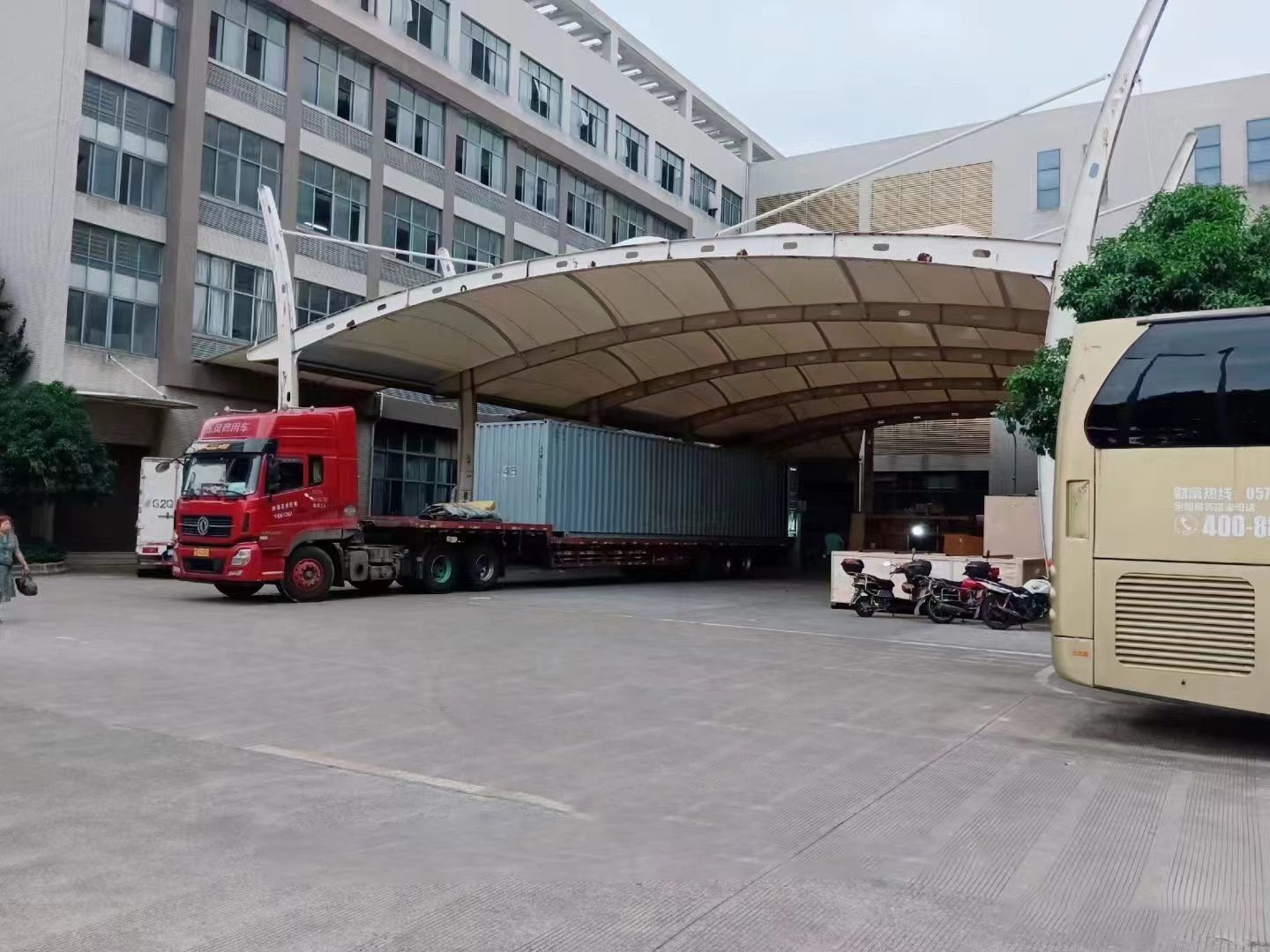 phoenix star shipping truck
