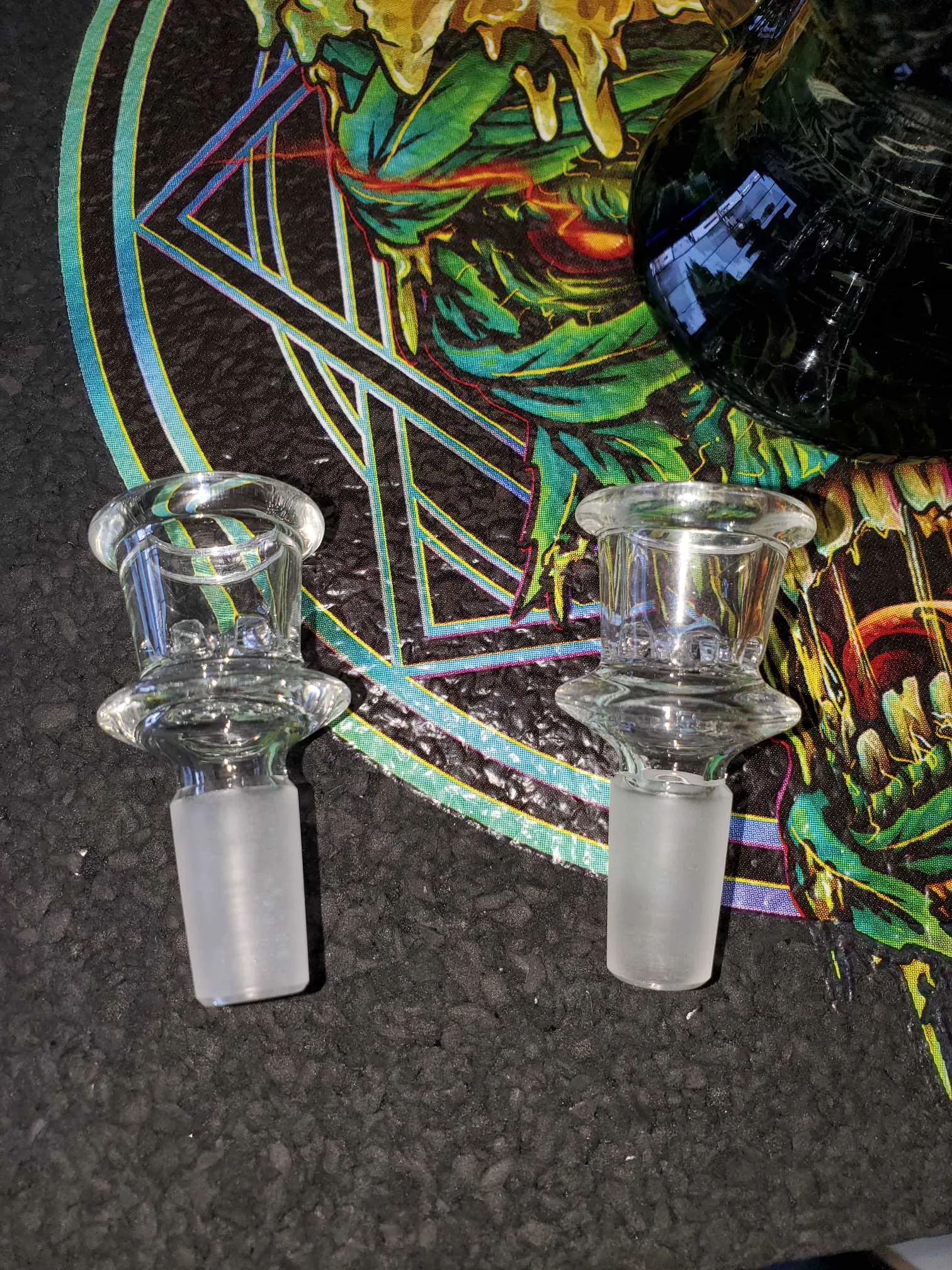 Glass Bong Bowl with Mobius Screen Clear - bong slides for sale online in  USA –