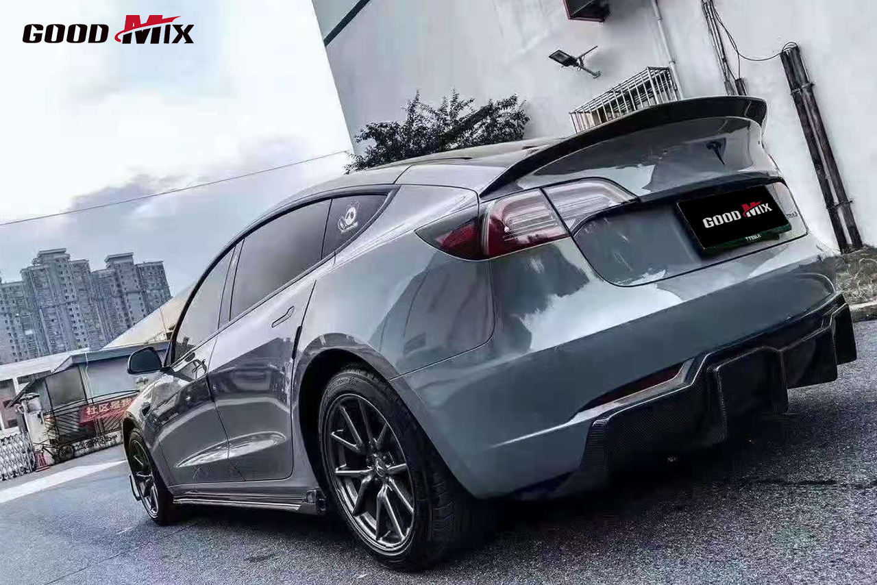 特斯拉Model 3 Vorstieiner Style款干碳纤维尾翼,Model 3