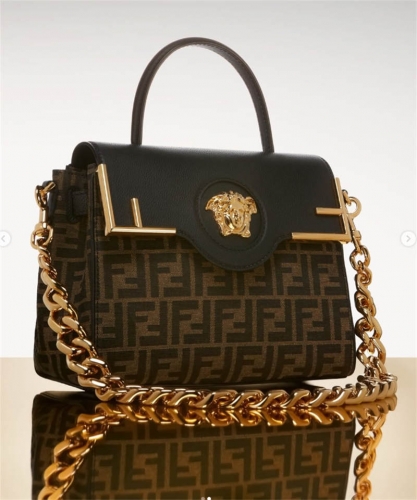 High quality fahsion Handbag size 25*15*22cm FEI #10548