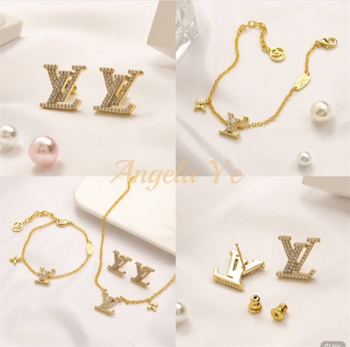 Wholesale Fashion Bracelet & Earring set #13732