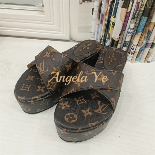 Wholesale fashion slipper for women size 5-10 LOV XY #21812