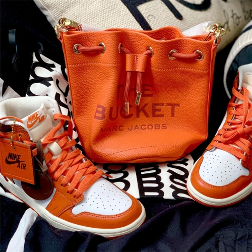 1 set fashion sport shoes & bucket bag free shipping MAJ #16444