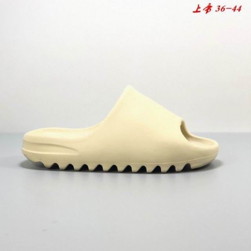Adidas Yeezy Slide 002
