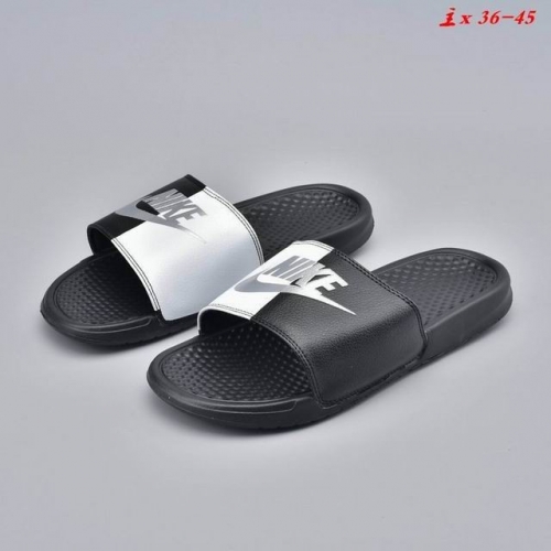 NIKE BENASSI JDI 034