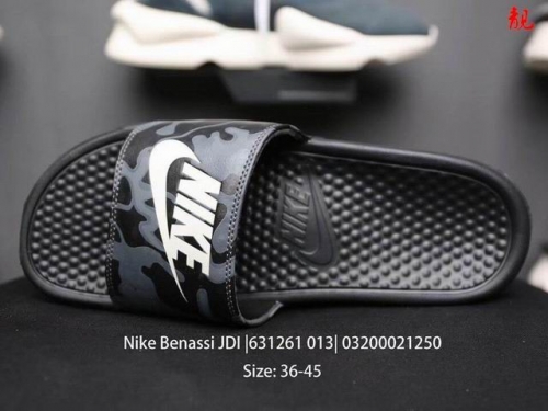 NIKE BENASSI JDI 047