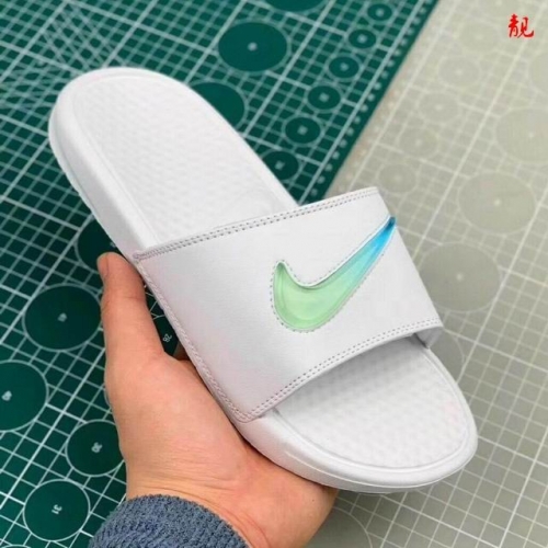 NIKE BENASSI JDI 054