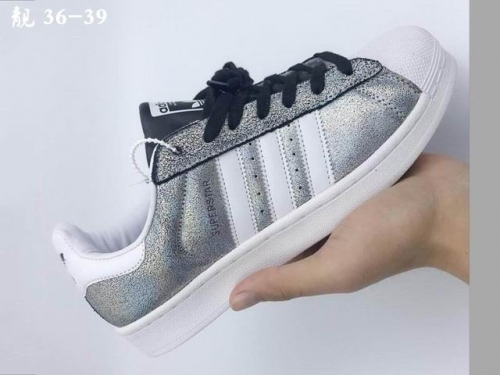 Adidas Superstar AAA 015