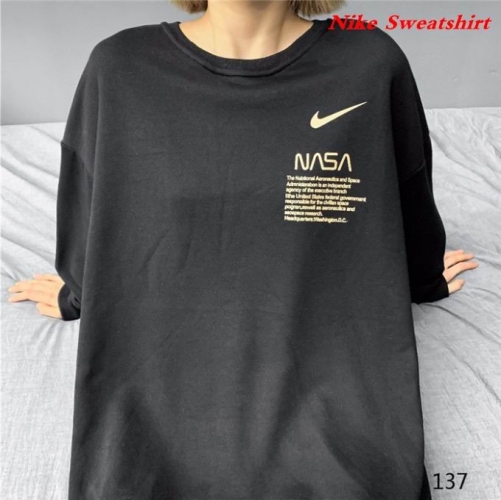 NIKE Sweatshirt 396