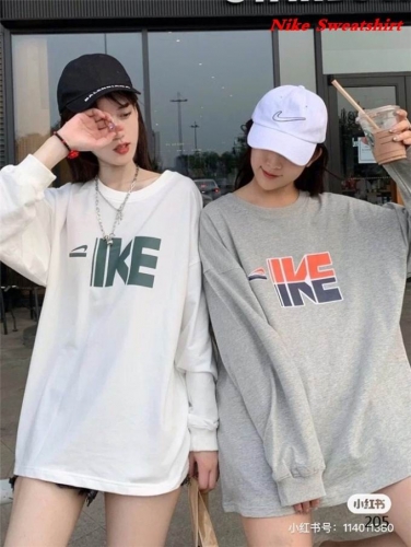 NIKE Sweatshirt 351