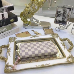 L.V. Purse AAA 1044