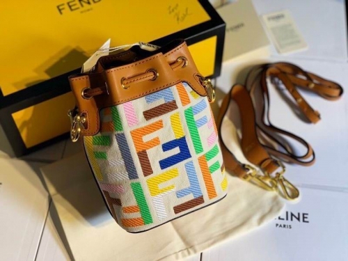 F.E.N.D.I. Bags AAA 028