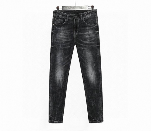 B.u.r.b.e.r.r.y. Jeans 018