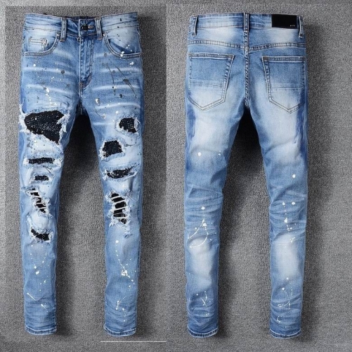 A.m.i.r.i. Jeans 070