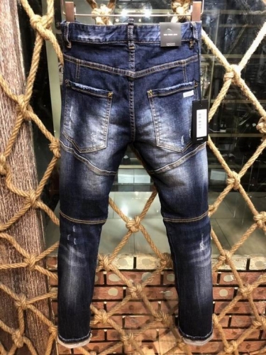 D.S.Q. Biker Jeans 047