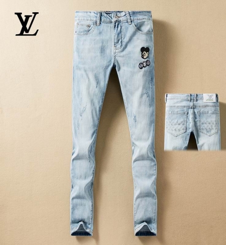 L.V. Jeans 011