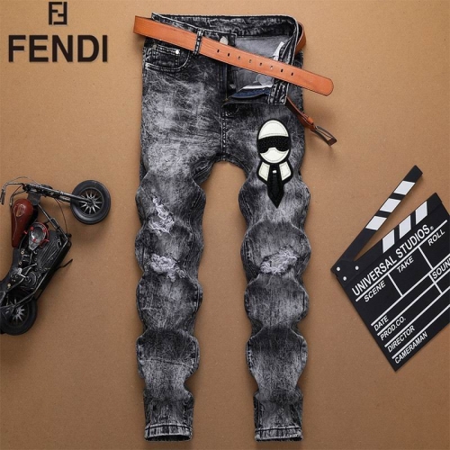 F.e.n.d.i. Jeans 022