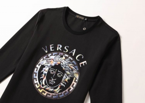 V.E.R.S.A.C.E. Longsleeve 009