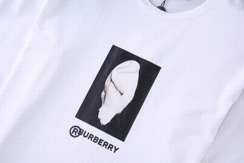 B.u.r.b.e.r.r.y. Longsleeve 030