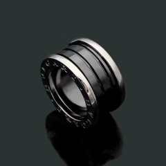 B.v.l.g.a.r.i. Ring 044
