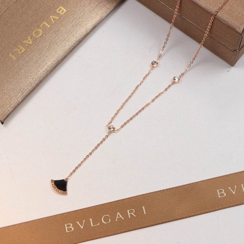 B.v.l.g.a.r.i. Necklace 221