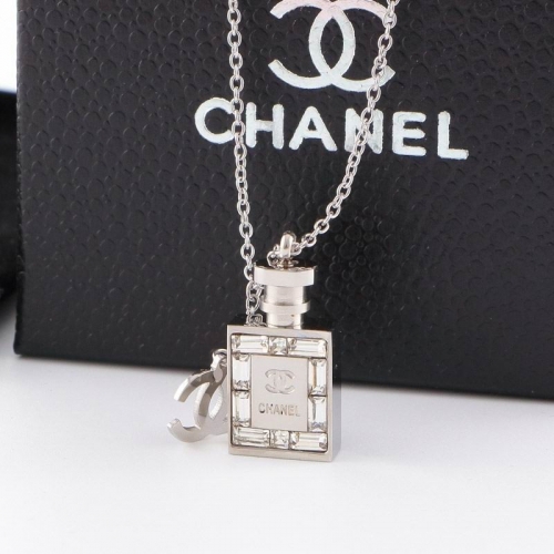 C.h.a.n.e.l. Necklace 140