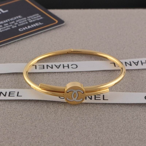 C.h.a.n.e.l. Bangle 092