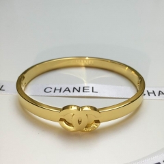 C.h.a.n.e.l. Bangle 040