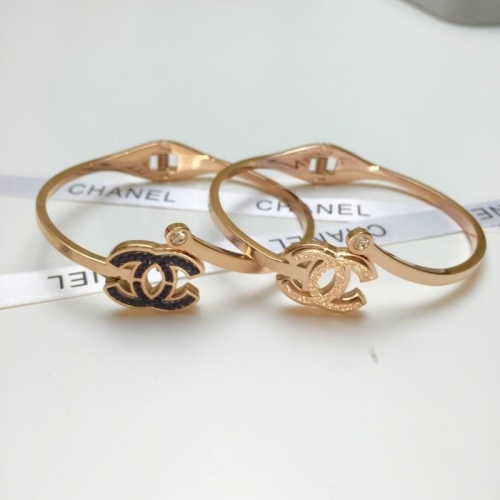 C.h.a.n.e.l. Bangle 085