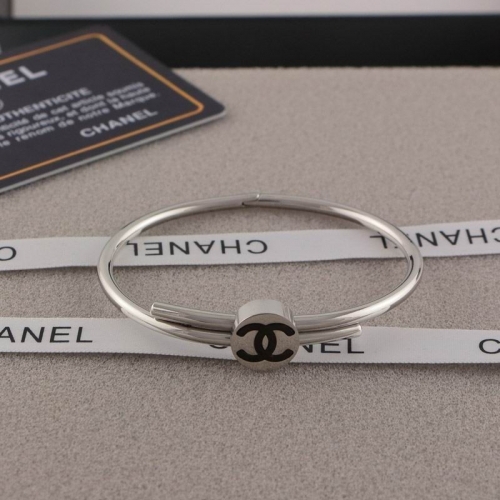 C.h.a.n.e.l. Bangle 088