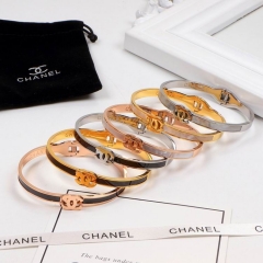 C.h.a.n.e.l. Bangle 012