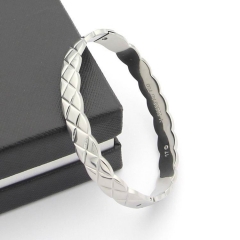 C.h.a.n.e.l. Bangle 172