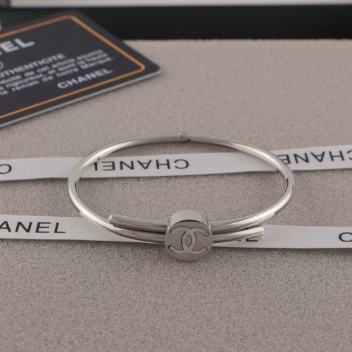 C.h.a.n.e.l. Bangle 091