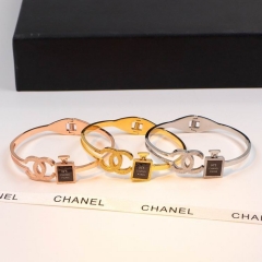 C.h.a.n.e.l. Bangle 052