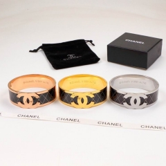 C.h.a.n.e.l. Bangle 005