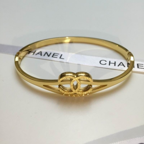 C.h.a.n.e.l. Bangle 056