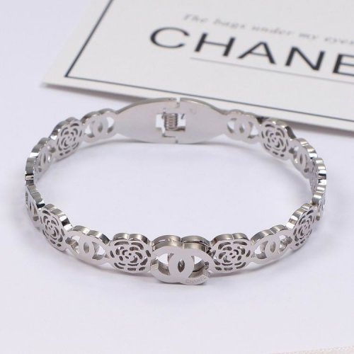 C.h.a.n.e.l. Bangle 078