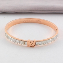 L.V. Bangle 216
