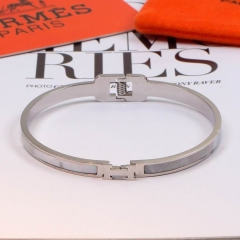 H.e.r.m.e.s. Bangle 438